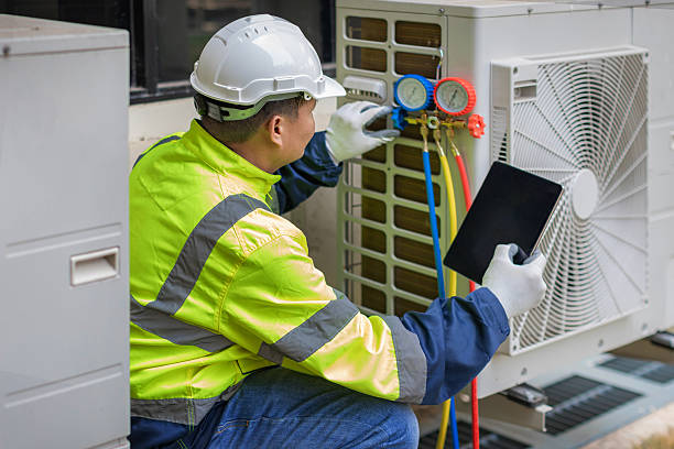 Professional Hvac technician working in West Columbia, TX